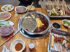 红油鸳鸯锅-成都玉林串串香火锅(三八店)