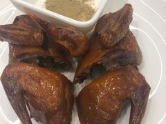 脆皮乳鸽-悦海楼(三衢路店)