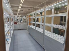 -无奔眼镜·蔡司·依视路授权店(马家堡店)