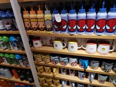 -名创优品(北京新中关购物中心地铁层店)