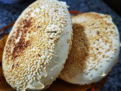 烧饼-清真喜兰老丁羊汤特色小吃