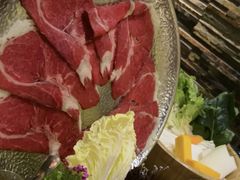 -湊湊火锅·茶憩(南京东路悦荟店)