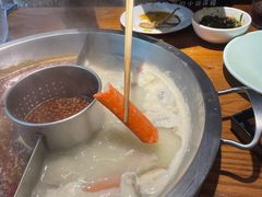 -佬土鹅肠火锅(解放路店)