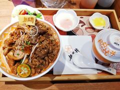 -桃花丼烧肉饭(凯丹商场店)