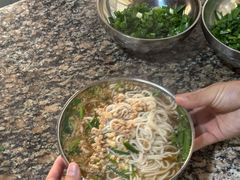 -正宗杨记普洱酸醋米线(总店)