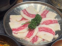 -草家酱蟹炭火烤肉店(珲春南路二店)