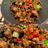 肉汤拌饭和臭豆腐是绝配，不信你试试。