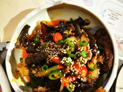 自贡无骨凤爪-胡桃里音乐酒馆(四道口店)