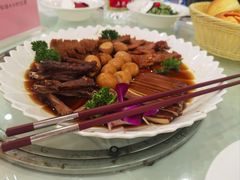 -山明水秀大饭店