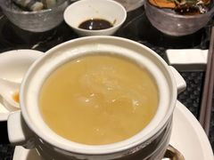-半岛翡丽海鲜自助餐厅(观风亭店)