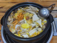 -菌之家·专业纯野生菌火锅·特色炒菌