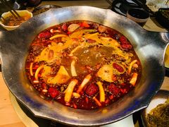 台式麻辣锅-湊湊火锅·茶憩(杭州湖滨银泰in77店)