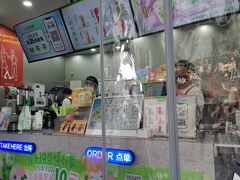 -沪上阿姨·精选茶饮(龙湖滨江天街店)