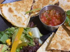 -HELLO 27 意面·沙拉·帕尼尼