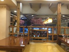 -青瓦餐厅·生鱼片·韩园烤肉(西塔店)