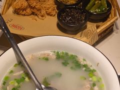 -丁里羊肉小镇(天鹅湖总店)