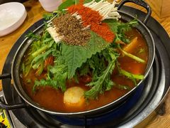 -喇喇排骨火锅·传统韩式脊骨汤(望京西园总店)