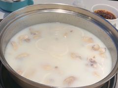 -烹然四季椰子鸡火锅(姚家园万象汇店)
