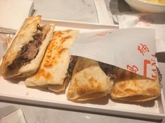 -高玛纳驴肉火烧(一世界店)