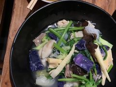 -万记麻辣烫国展总店