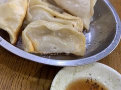 -黄阿姨锅贴大王(万航渡路店)