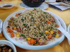 -鲤鱼塘农家山庄