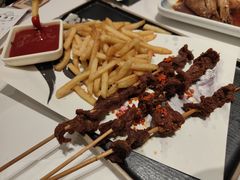 -粤港湾砂锅粥·宵夜(宝龙店)