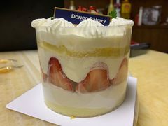 草莓蛋糕-东哥面包 DONCO BAKERY(万风新天地购物中心店)