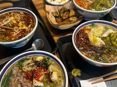 -云阿蛮云南生烫牛肉米线(奉贤路店)