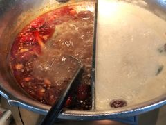 -湊湊火锅·茶憩(新中关购物中心店)