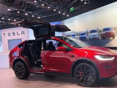 -TESLA 特斯拉(上海太古汇体验店)