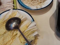 -霄汉牛三鲜湖北砂锅菜(万松园2店)