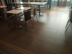 大堂-麦当劳(深圳北站高铁店)