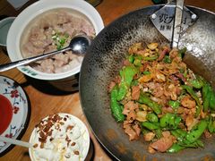 -费大厨辣椒炒肉(万家丽一店)