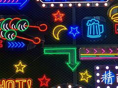 -英皇UA电影城(瑞虹天地月亮湾)