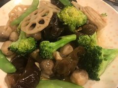 罗汉斋-紫金食坊(江南西路店)