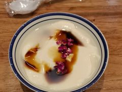 -云阿蛮云南生烫牛肉米线(奉贤路店)