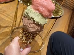 -VENCHI 闻绮(上海佛罗伦萨小镇店)