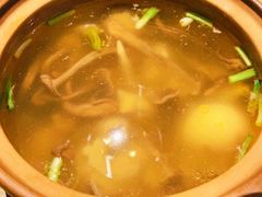 香芋排骨煲-吴越荣记苏州菜·松鼠桂鱼100%活鱼现做(斜塘老街店)