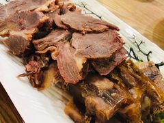 -乔家小院•本地小海鲜•非遗驴肉(万年泉路店)