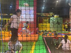 -蹦蹦跳跳(新奥购物中心店)