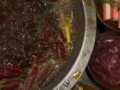 -黄潇洒老火锅(九眼桥宏济巷店)