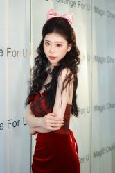 -衣贝姿婚纱礼服馆