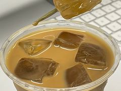 Bee的蜂巢拿铁-LilBee Coffee