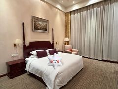 -曲江惠宾苑宾馆(大雁塔大唐不夜城店)