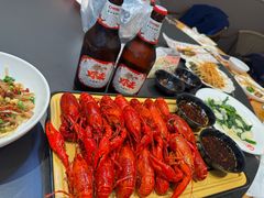 -肥肥虾庄·金牌油焖大虾(汉口城市广场店)