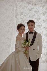-至臻微拉婚纱摄影