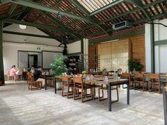 -喜洲吧·江畔老船厂·庭院餐厅(喜临院店)