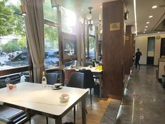 -亲回家吃饭餐厅(黄陂店)