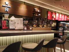 -星巴克臻选(上海中环广场2F店)